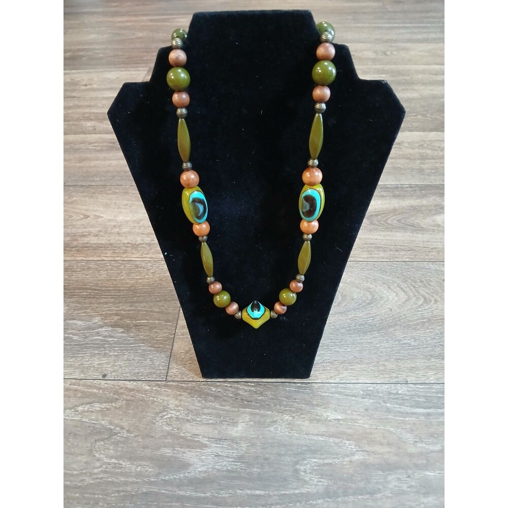 Necklace - Picture 3 of 4